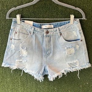 MORE Jean shorts!! These are so amazing I cannot say enough great things🫶🏻🫶🏻